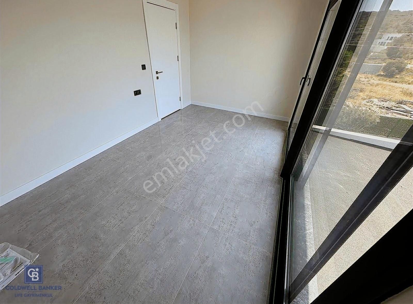 Çeşme Germiyanda Deniz Manzaralı Havuzlu 3+1 Müstakil Villa - Görsel 24