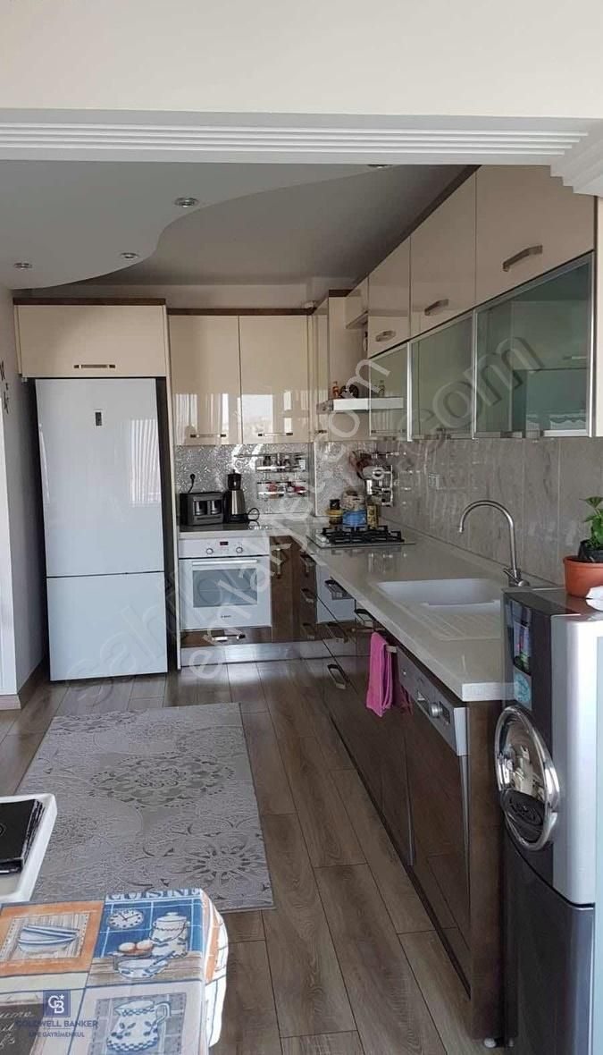 Osmangazi'de Harika Konumda Aydınlık Bakımlı Kiralık 3+1 Daire