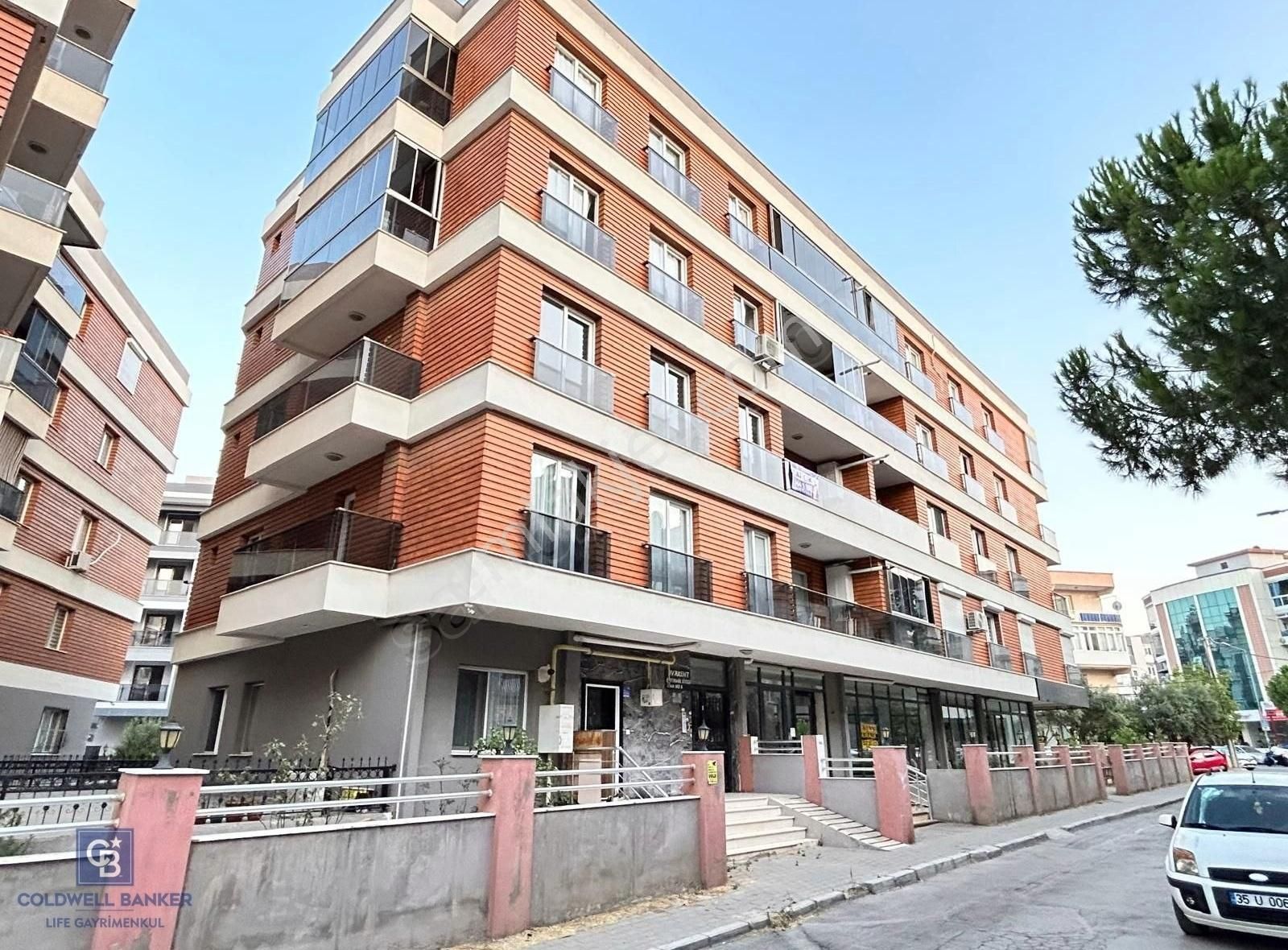 Merkezi Konumda Satılık 2+1 Daire!