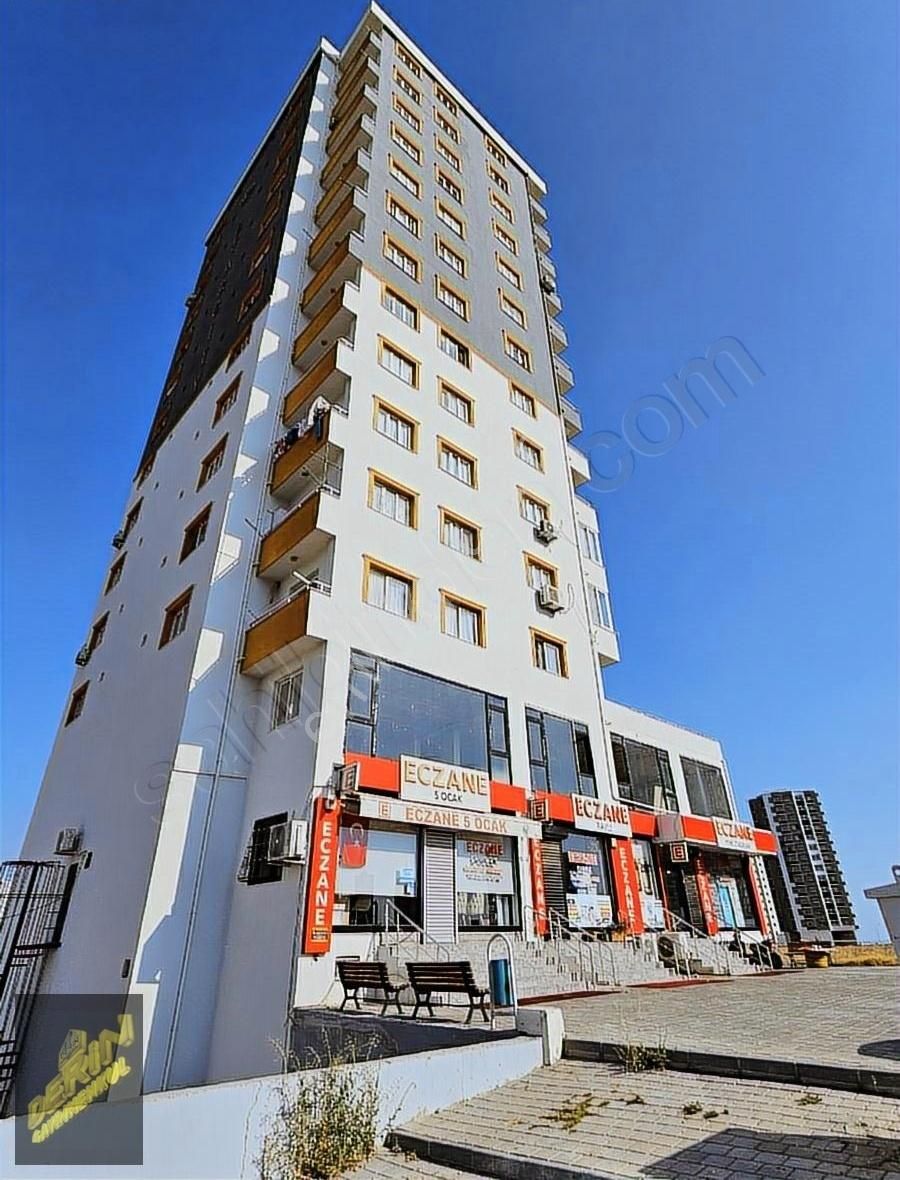 Çarkıpare'de Sağlık Ocağı Karsısı Yenı Bulvarda Cadde Uzerı 3+1