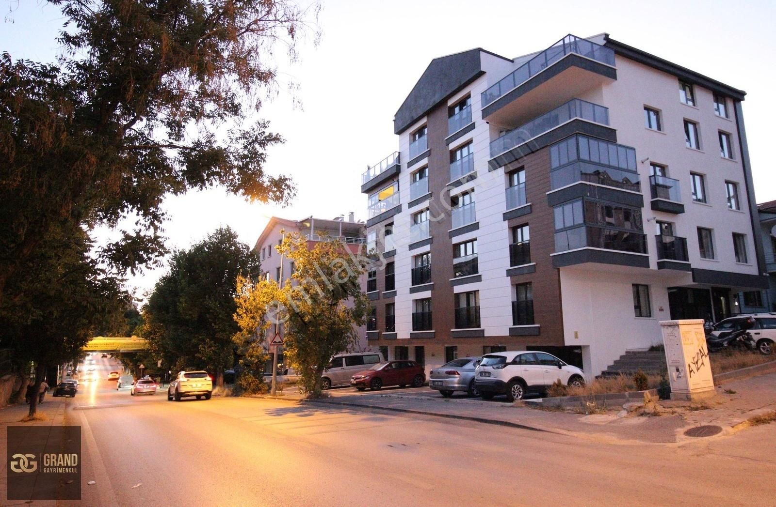 Biran Sk. Önü Açık, Asansörlü, 5+1 250 M² Teraslı Sıfır Dubleks