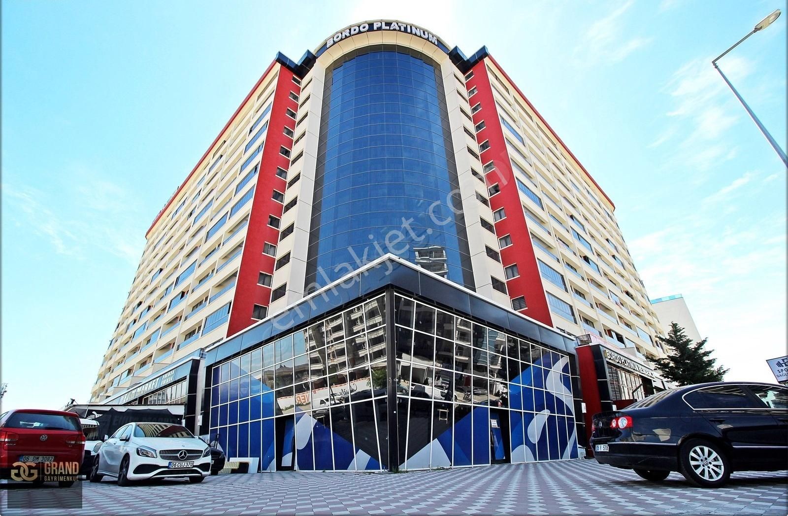 Eryamanın En Geniş 1+1'i Bordo Platinum Residence'ta 73m² Daire!