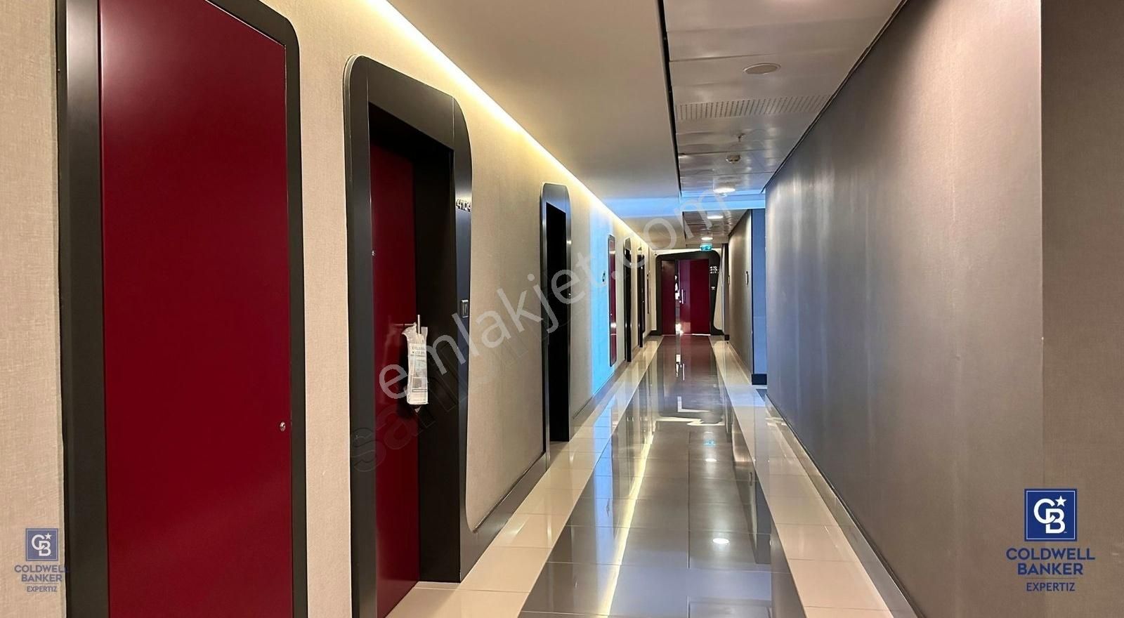 Folkart Towers'da Kiralık Eşyasız 105m2 Deniz Manzaralı Ofis