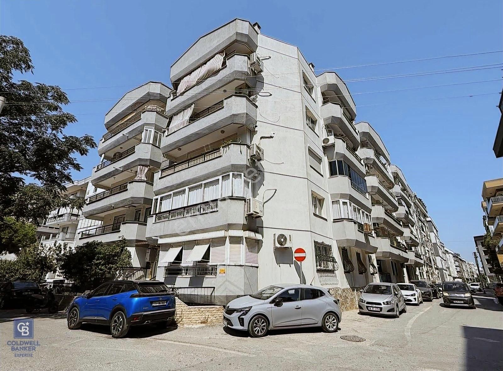 Karşıyaka Demirköprü'de Yenilenmiş 2+1 Kiralık Daire İzbana 3 Dk