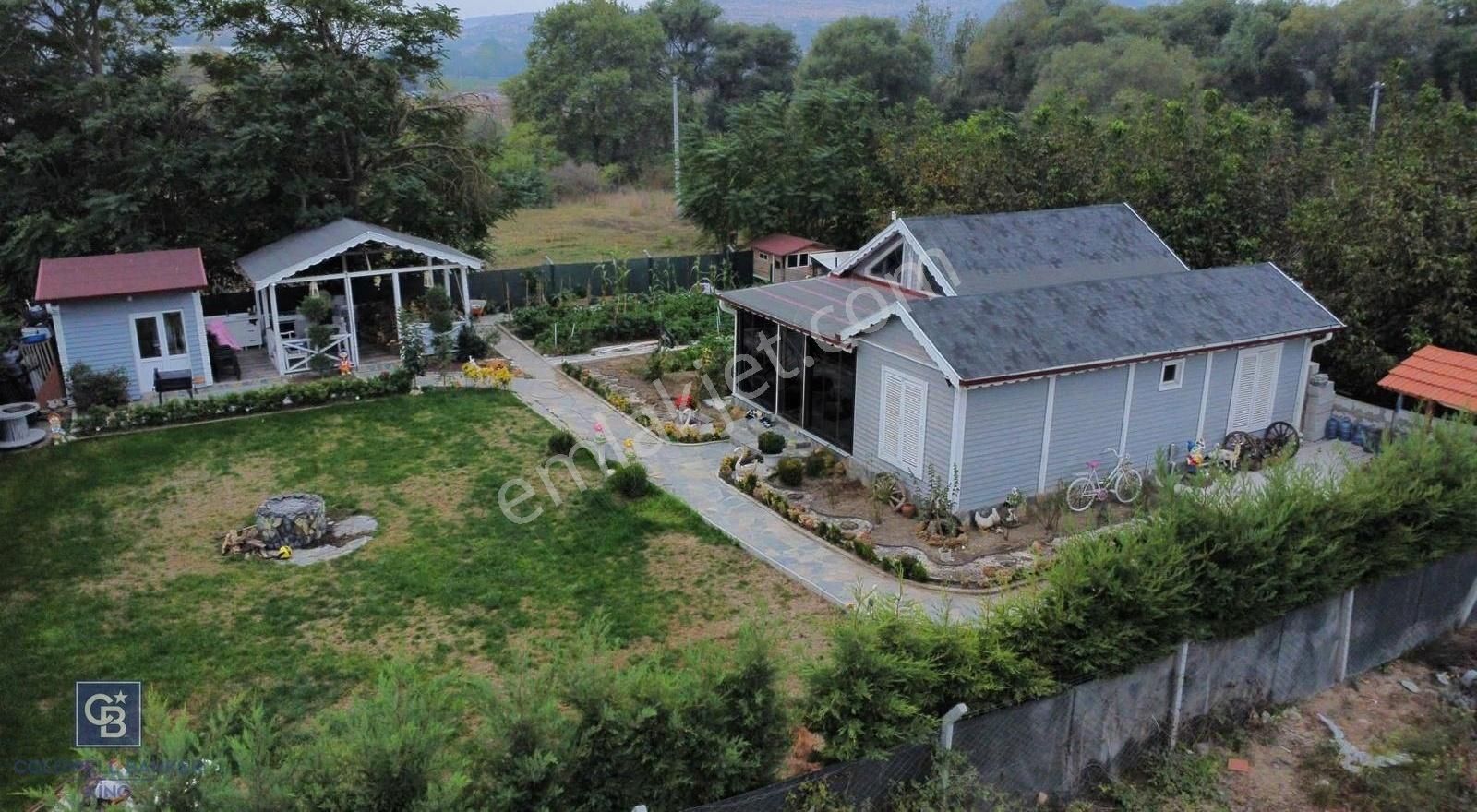 Cb King'den Büyükbostancı'da Arsa İçi Satılık 2+1 Bağ Evi - Görsel 3