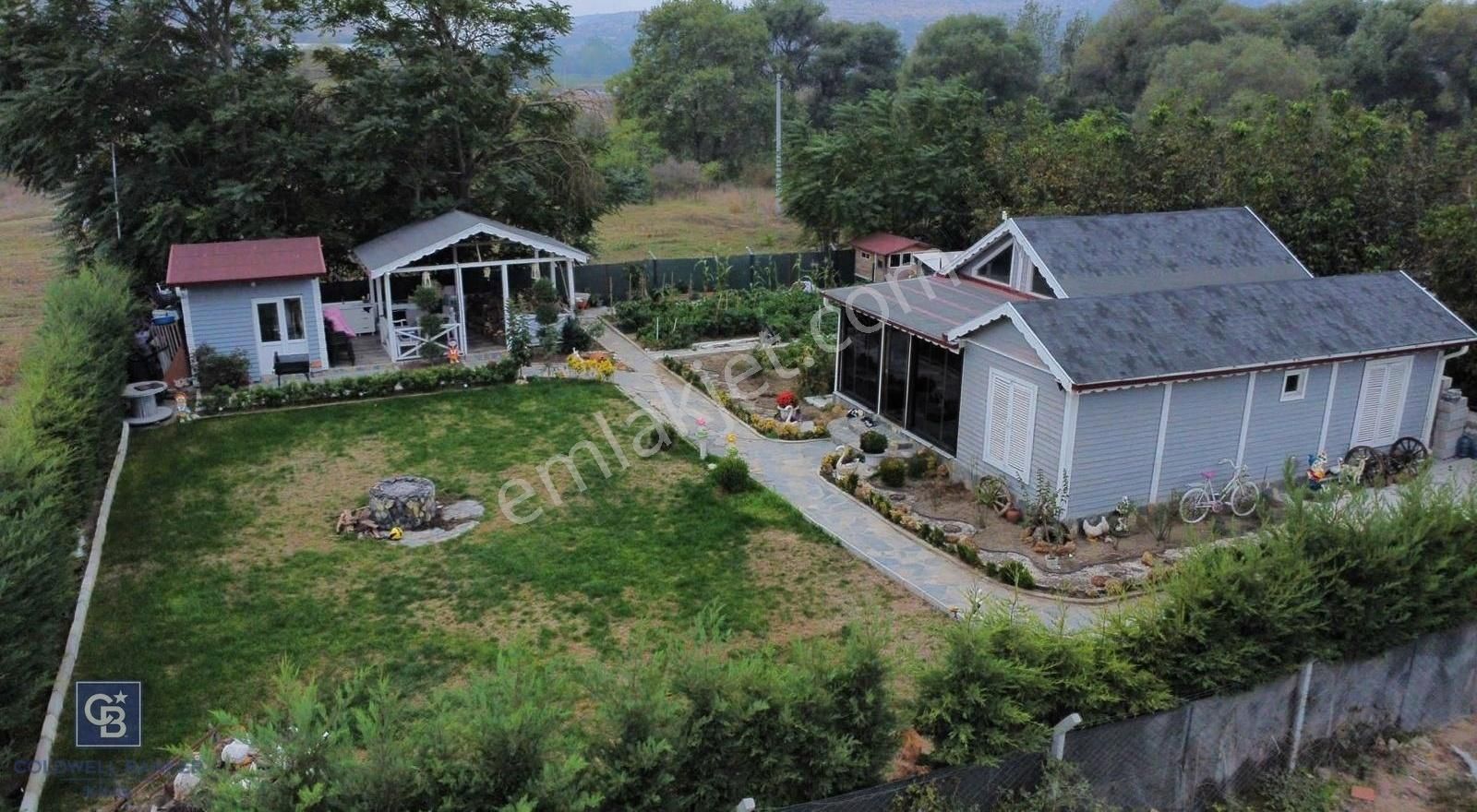 Cb King'den Büyükbostancı'da Arsa İçi Satılık 2+1 Bağ Evi - Görsel 21