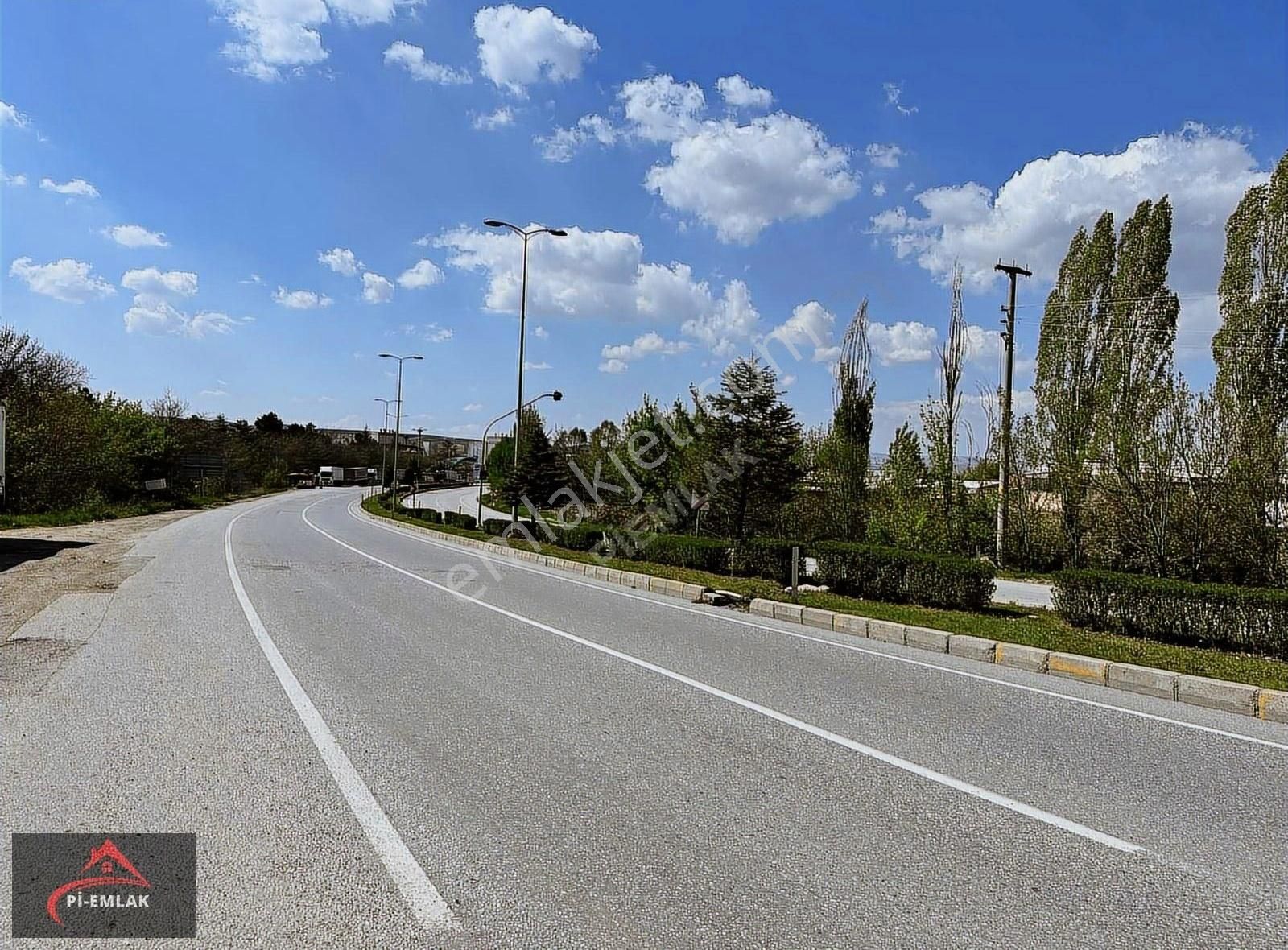 Pursaklar Atatürk Bulvarında Yüksek Kat İmarlı Arsa - Görsel 4