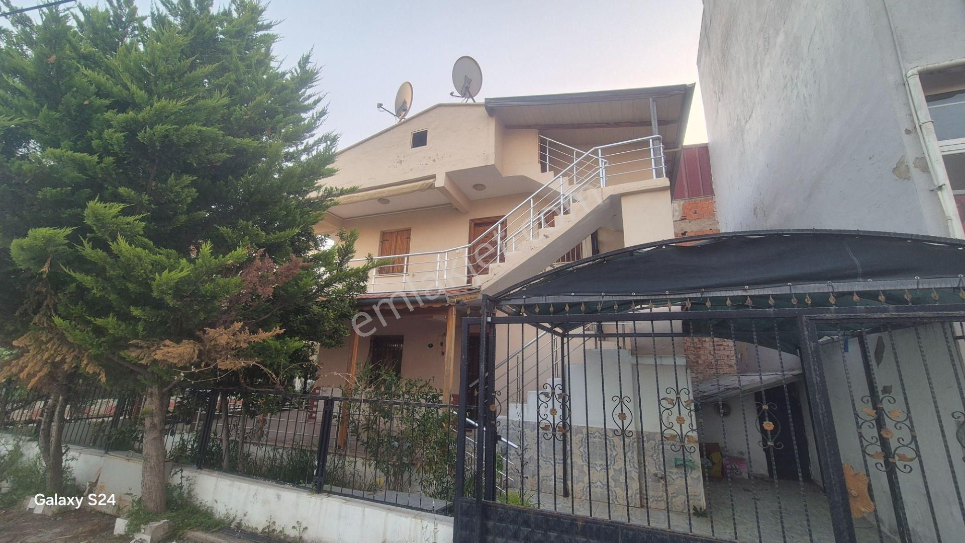 Seferihisar Doğanbey Deniz Tarafın'da 2 Adet Satılık 2+1 Daire