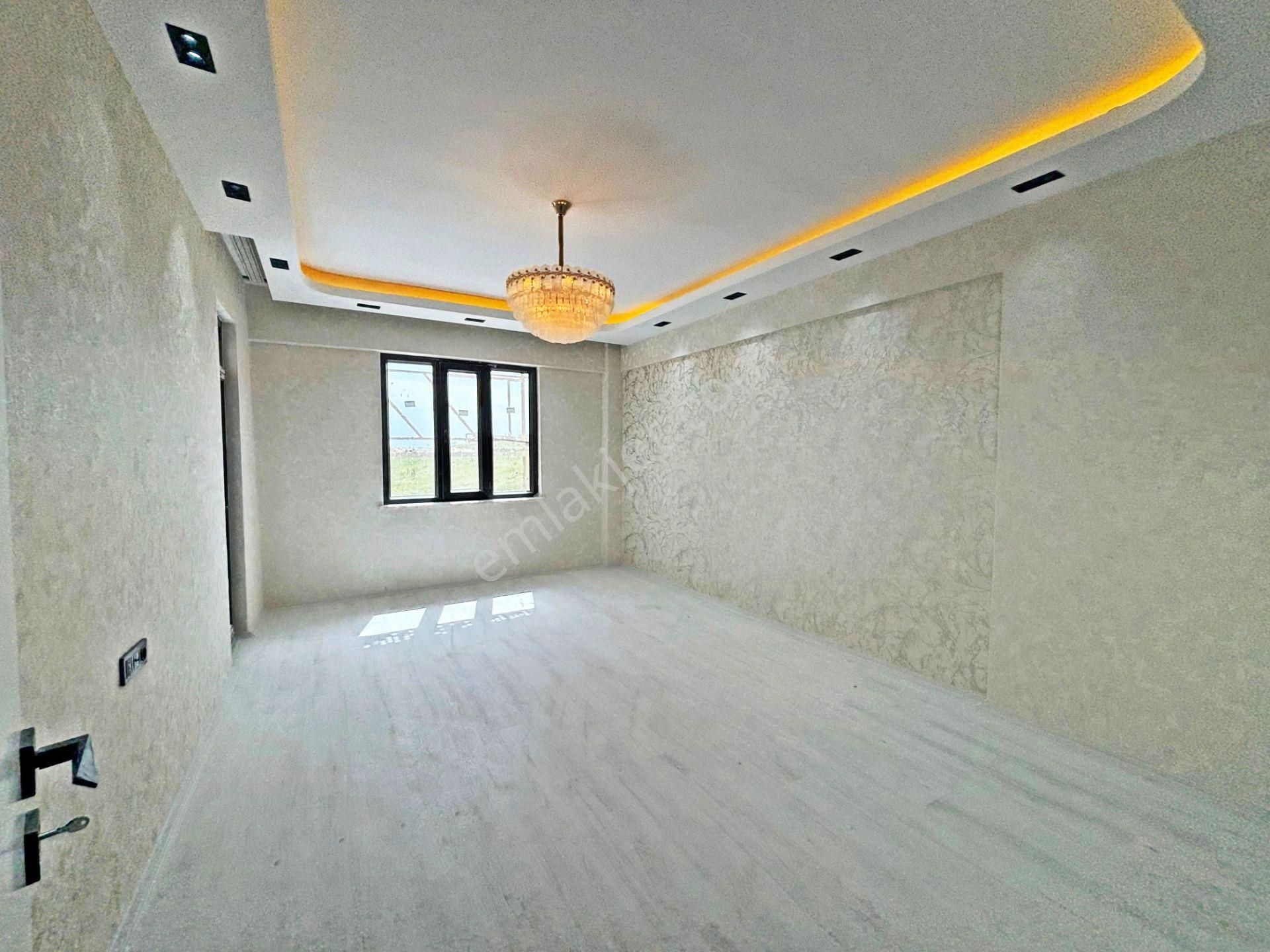 Koç Gym'den Pazar Yeri Civarı Ormanyanı 2+1 Daire 1 Aya Teslim