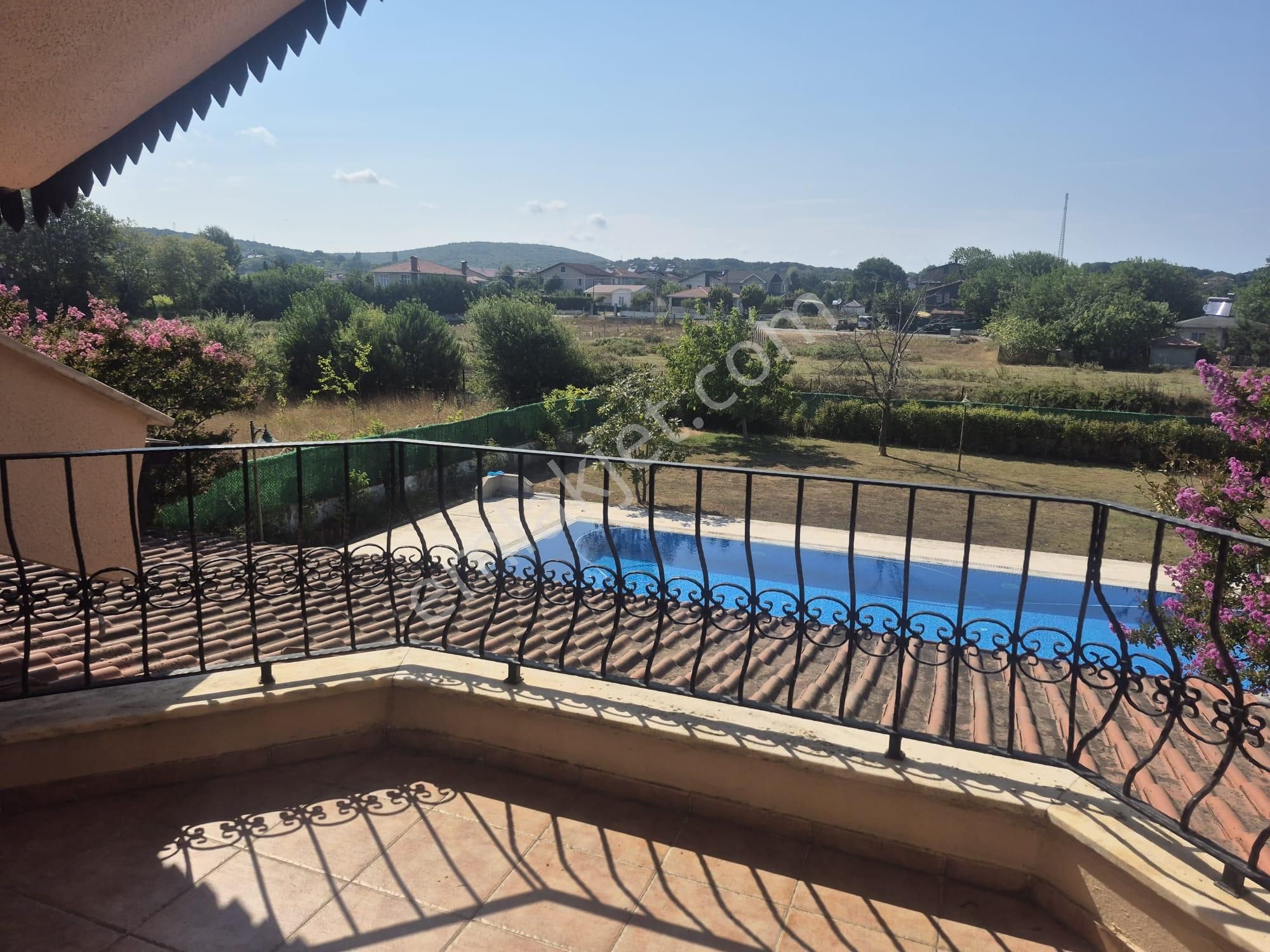 Remax Necati Kurt / Çatalca Yalıköy (podima)'da Havuzlu Villa - Görsel 25