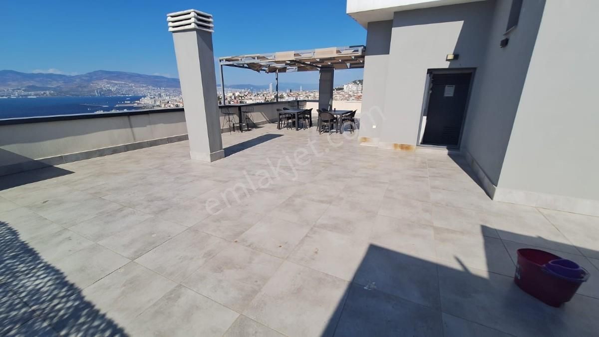 Kılıç Reis Mah. Ebeveyn Banyolu Teraslı Sıfır 2+1 Satılık Daire