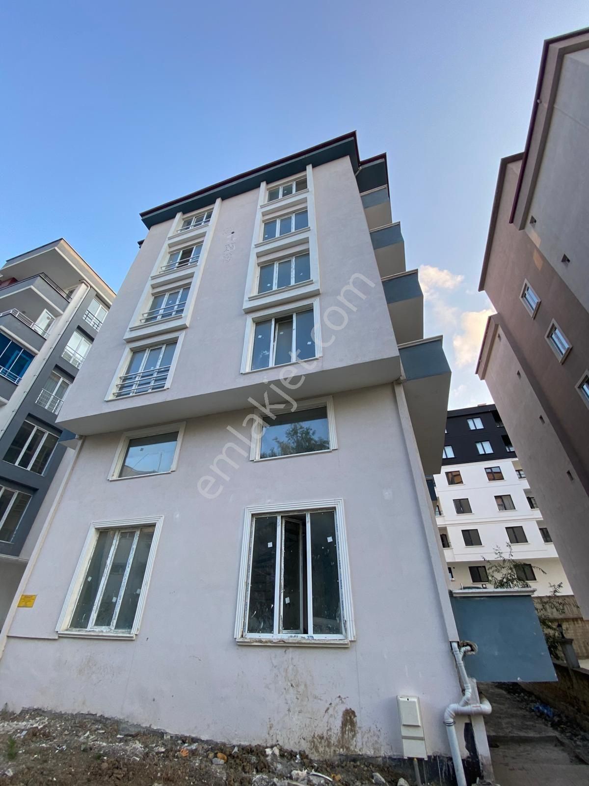Evim-nur'dan Kurupelit Mah 1.kat 85m2 Balkonlu Otoparklı Sıfır 2+1 Kupon Loft Daire