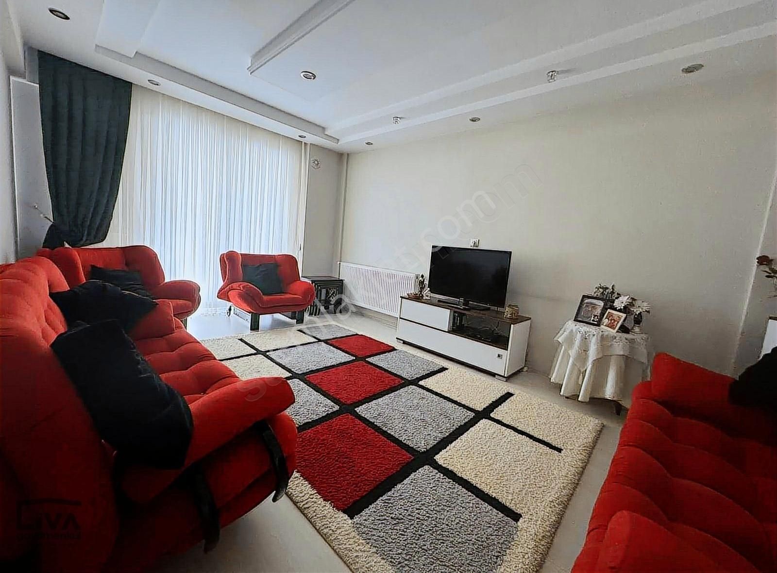 Liva'dan İncilipınarda Salı Pazarı Yakını 5+1 Dubleks Daire - Görsel 4