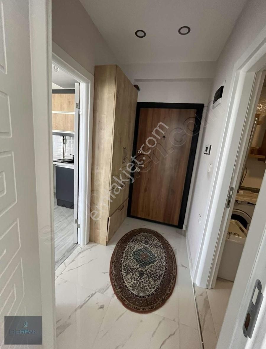 Çorlu Hürriyet Mahallesinde Ful Eşyalı Kiralık 1+1 Daire