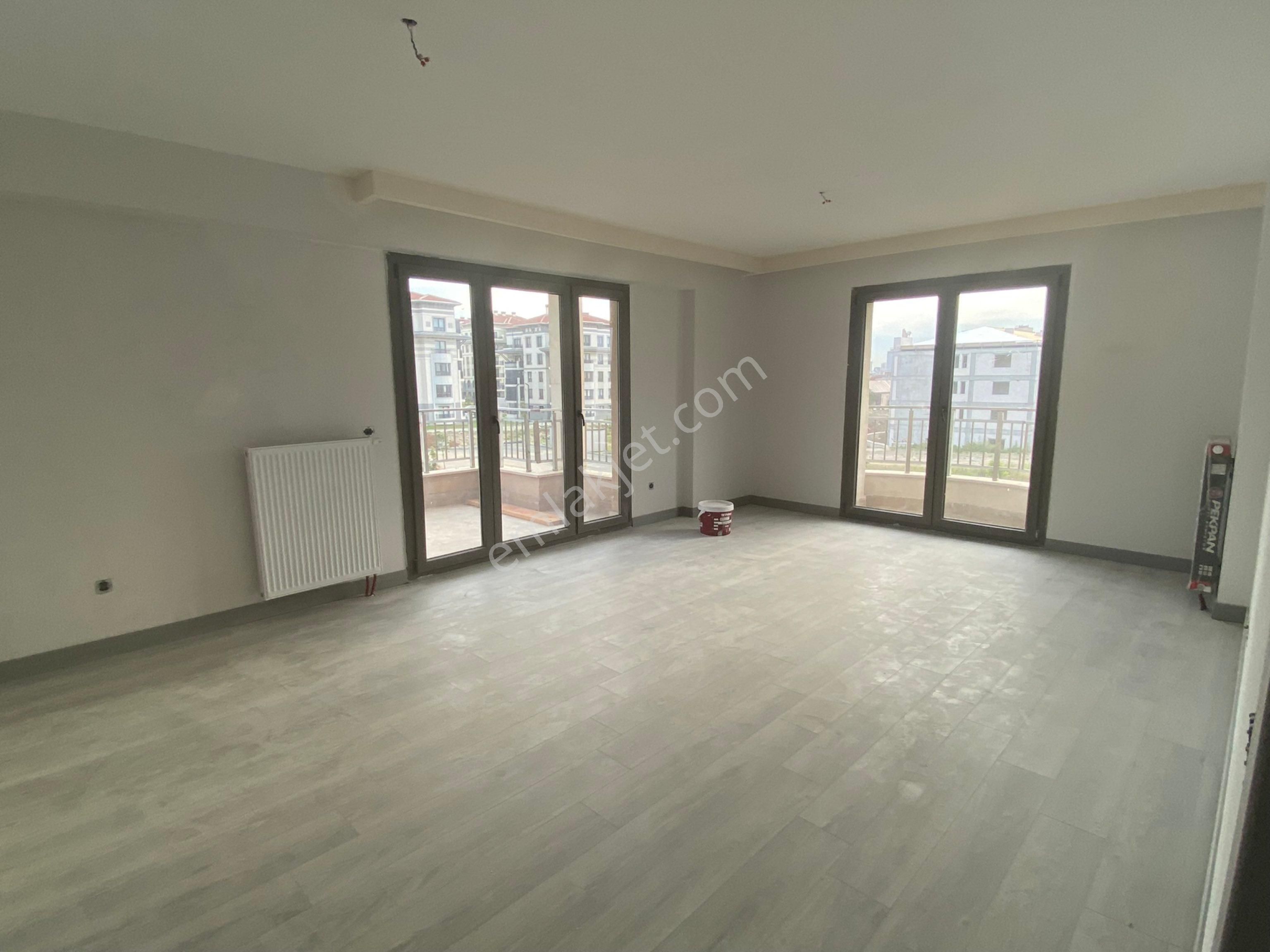 Esenler Selçuklu Satılık 2+1 Daire...çift Banyolu 95m2 Büyük