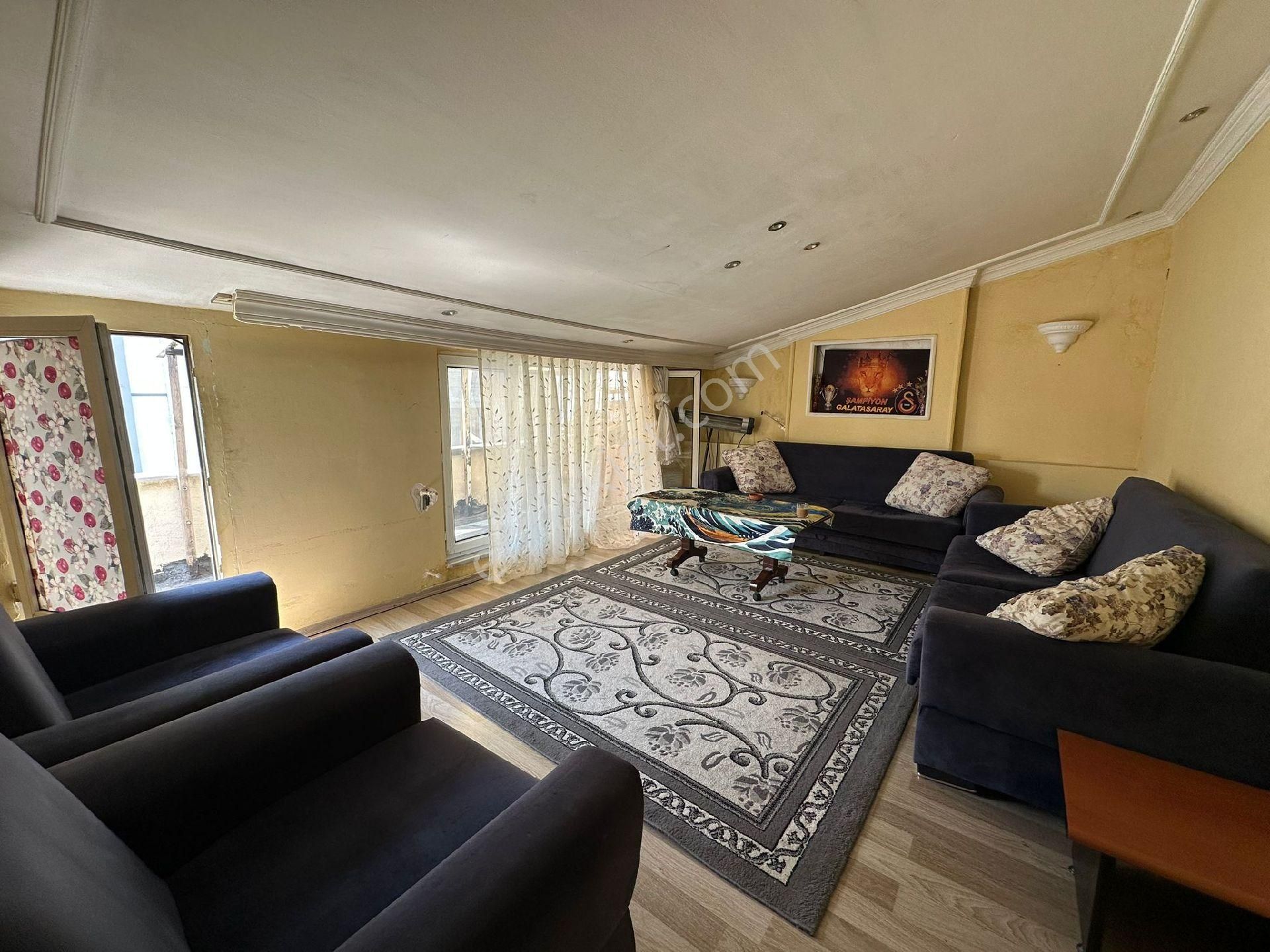 Herkeze Uygun Metrobüse Yürüme Mesafesi Full Eşyalı Daire