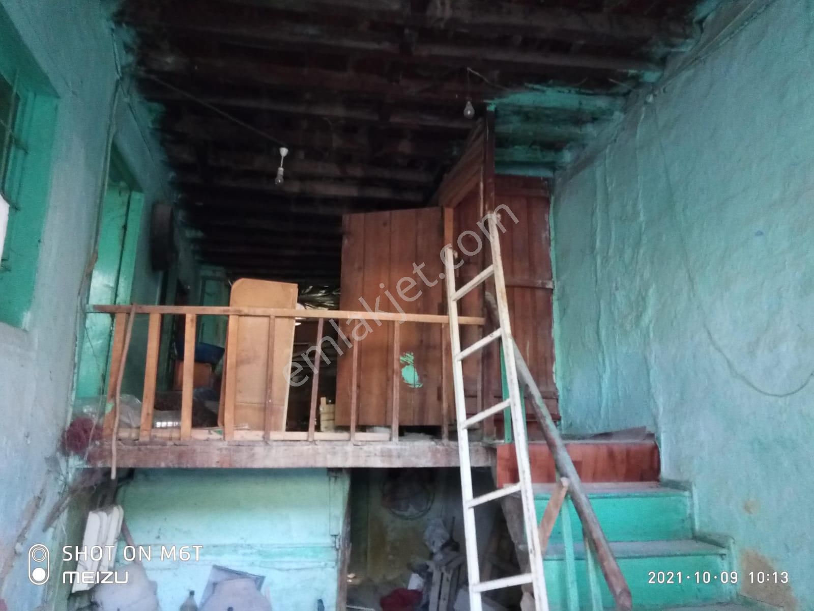 Avlulu Ahşap Ev - Görsel 11