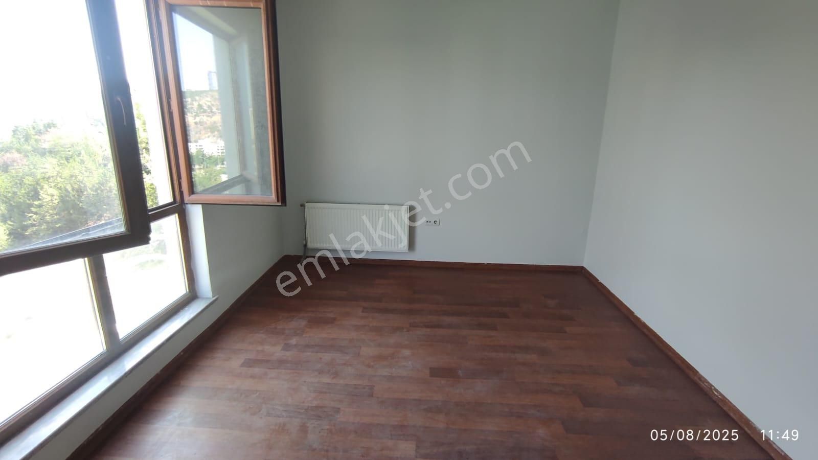 Kuzey Ankara Toki De Manzaralı 3+1 Kaçırılmayacak Satılık Daire