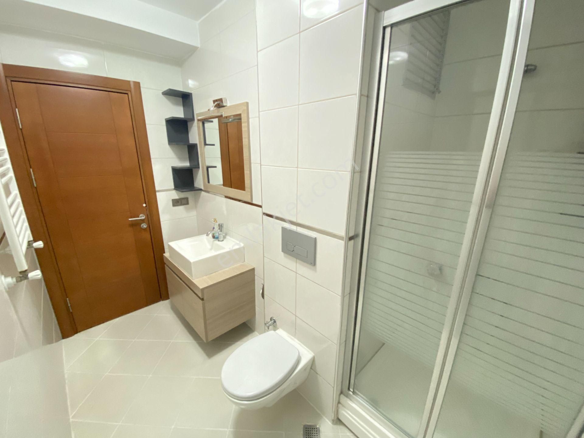 Fırsat! Remax Ahmet'ten Satılık 2+1 Boş Daire Site İçi Çekmeköy - Görsel 24