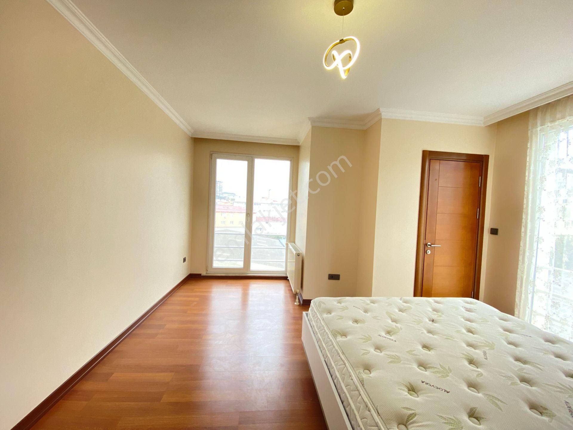 Fırsat! Remax Ahmet'ten Satılık 2+1 Boş Daire Site İçi Çekmeköy - Görsel 15