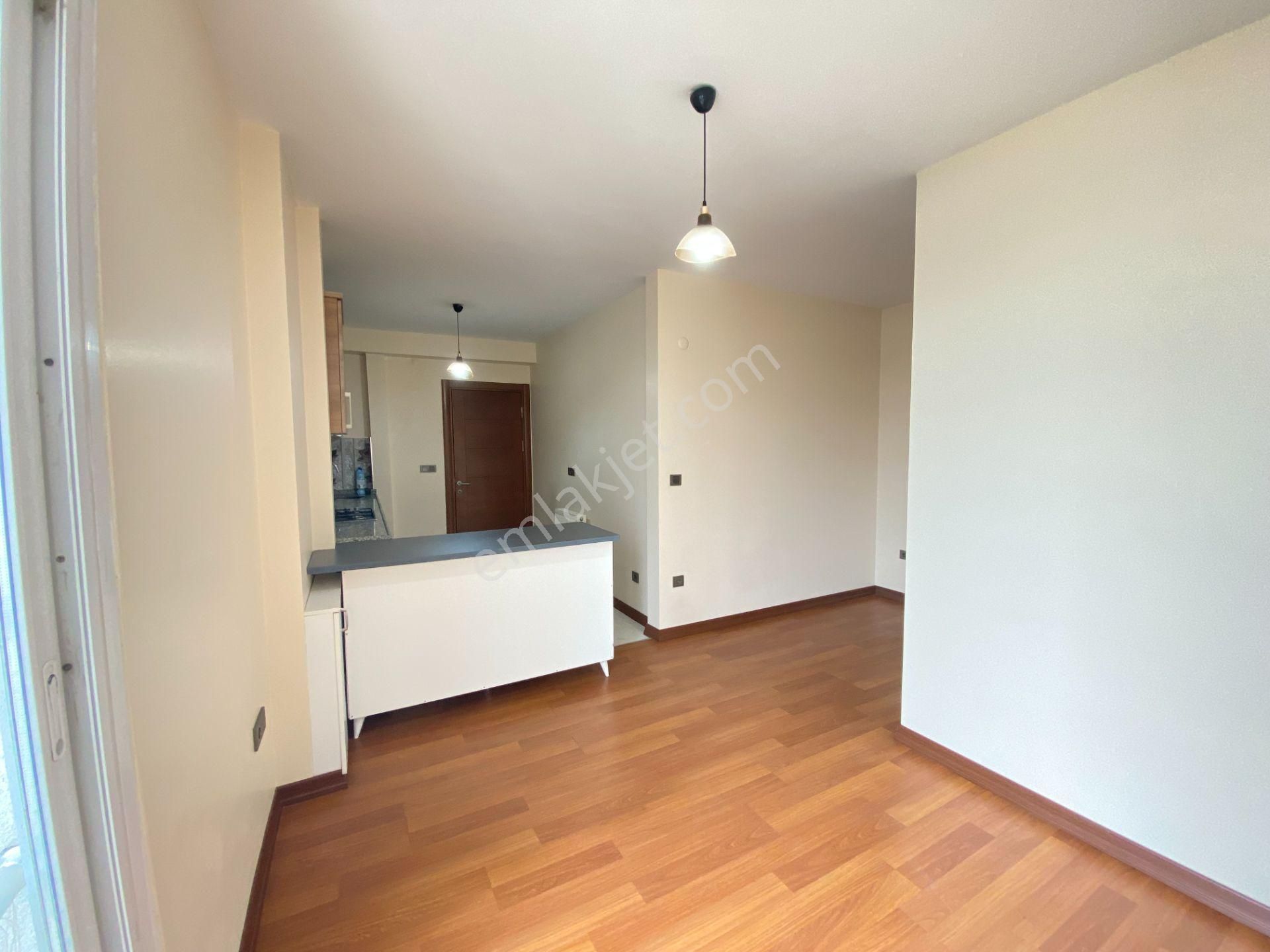 Fırsat! Remax Ahmet'ten Satılık 2+1 Boş Daire Site İçi Çekmeköy - Görsel 6