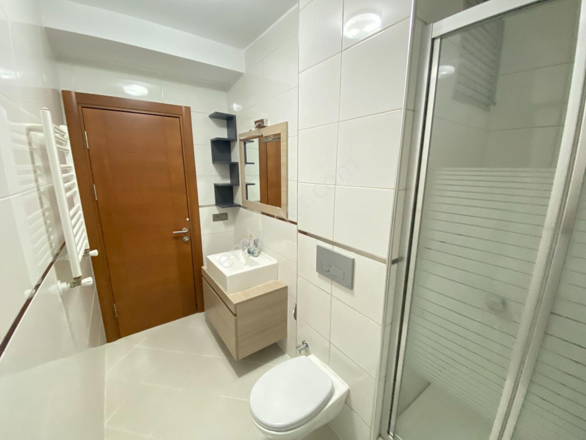 Fırsat! Remax Ahmet'ten Satılık 2+1 Boş Daire Site İçi Çekmeköy - Görsel 27