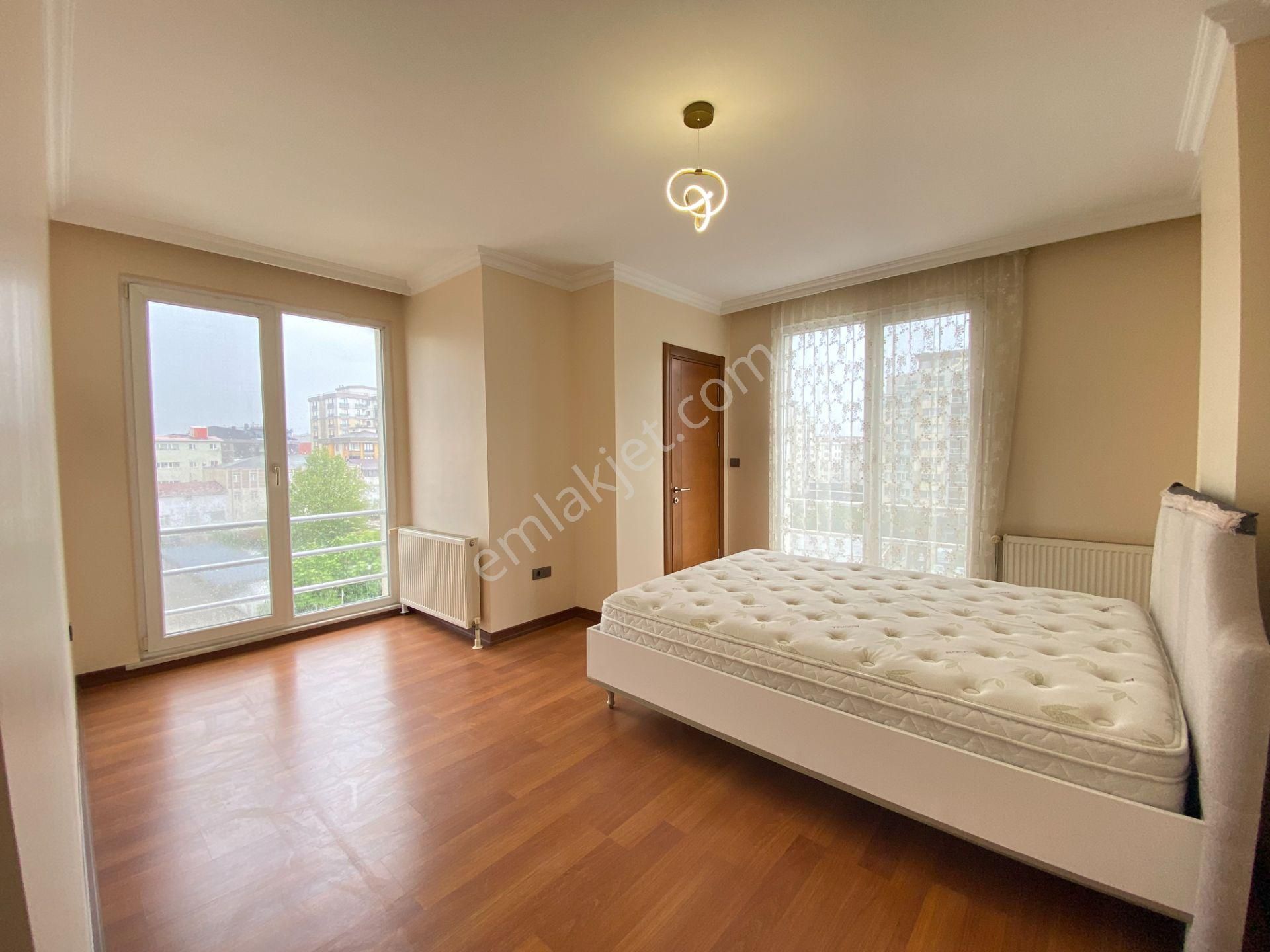 Fırsat! Remax Ahmet'ten Satılık 2+1 Boş Daire Site İçi Çekmeköy - Görsel 14