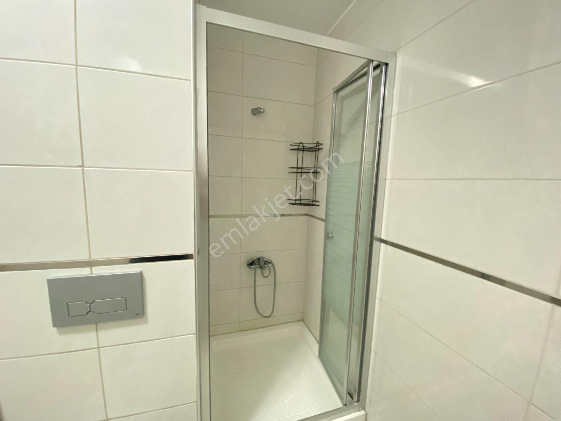 Fırsat! Remax Ahmet'ten Satılık 2+1 Boş Daire Site İçi Çekmeköy - Görsel 25