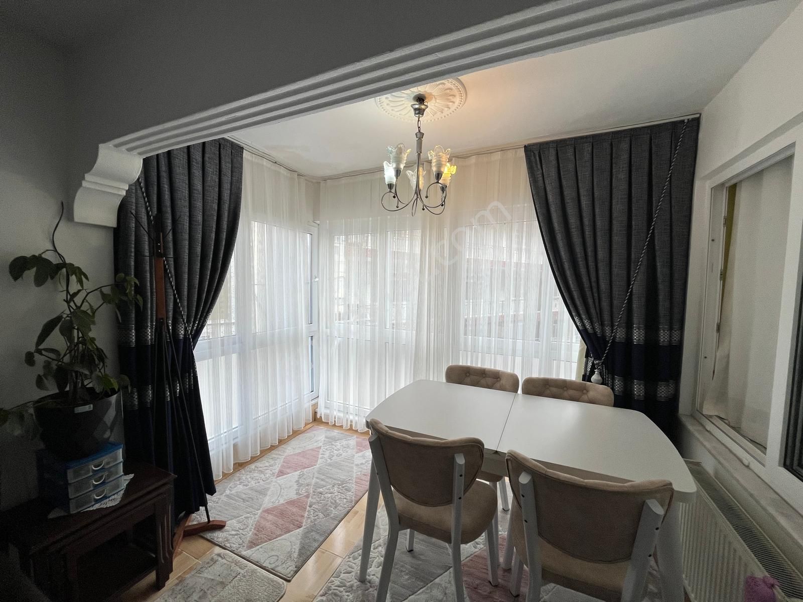 Büyükçekmece Kumburgaz'da Deniz Manzaralı 2+1 Daire - Görsel 3