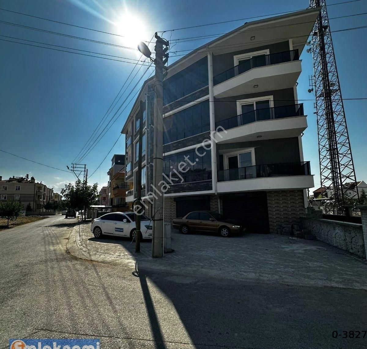 Şahsi Garajlı Sıfır 2+1 Daire