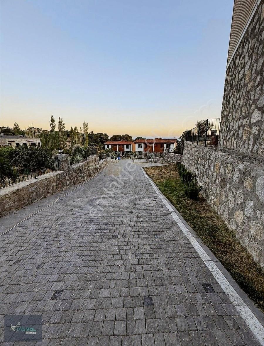 Sazlı Köyünde Muhteşem Doğa Ve Deniz Manzaralı Kiralık Daireler