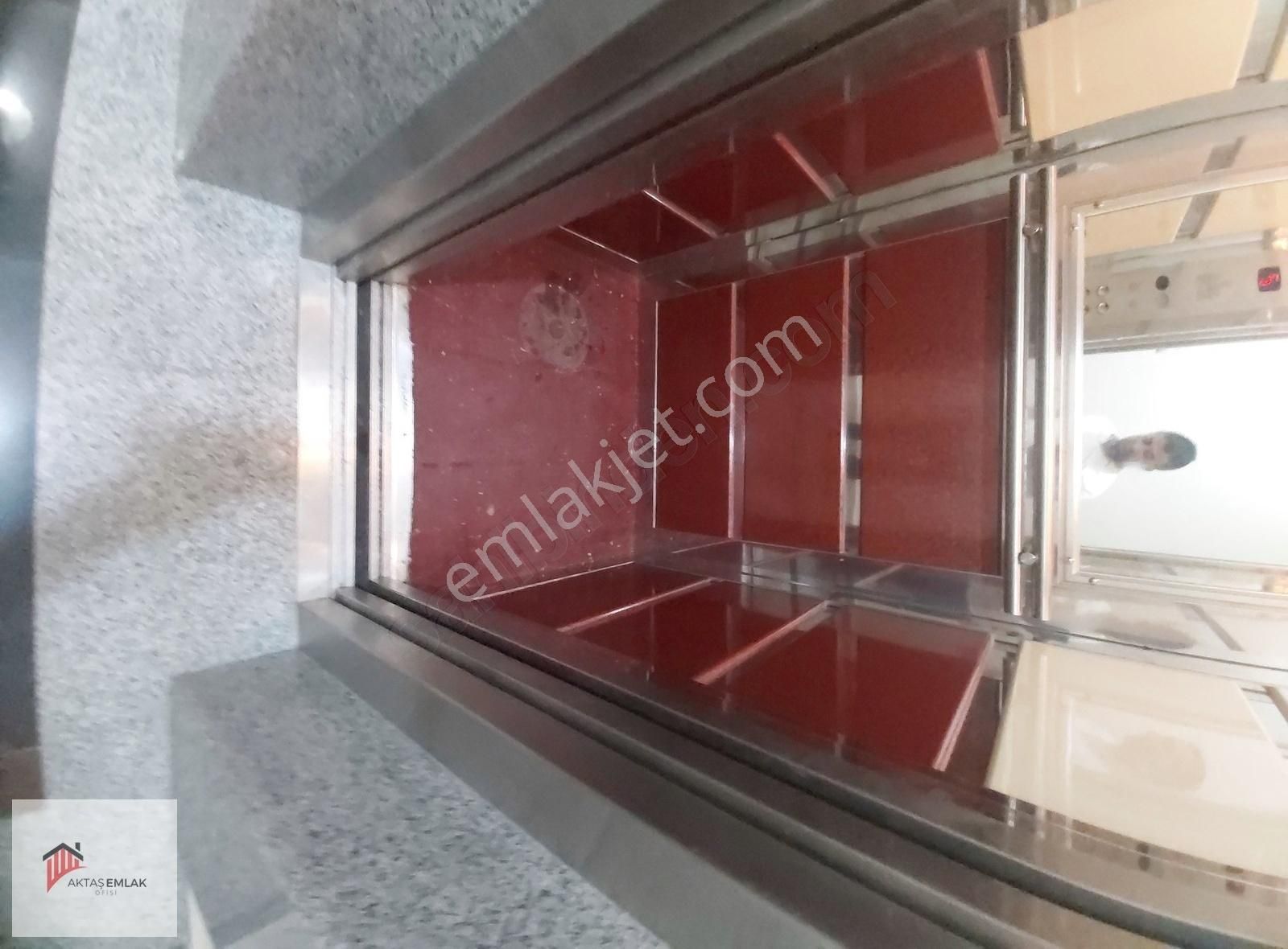 Aktaştan Selimiyede 3+1 Harika Lokasyon Genç Binada Arakat Daire - Görsel 33