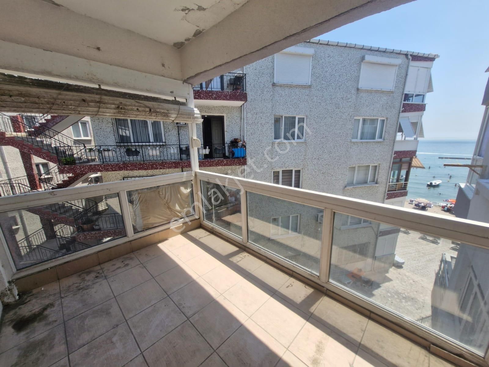 Büyükçekmece Kumburgaz Da Deniz Manzaralı Satılık 2+1 Daire - Görsel 2