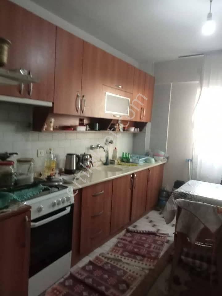 Hürriyet Caddesi Üzerinde Bulunan 4+1 Asansörlü Fırsat Satılık Daire