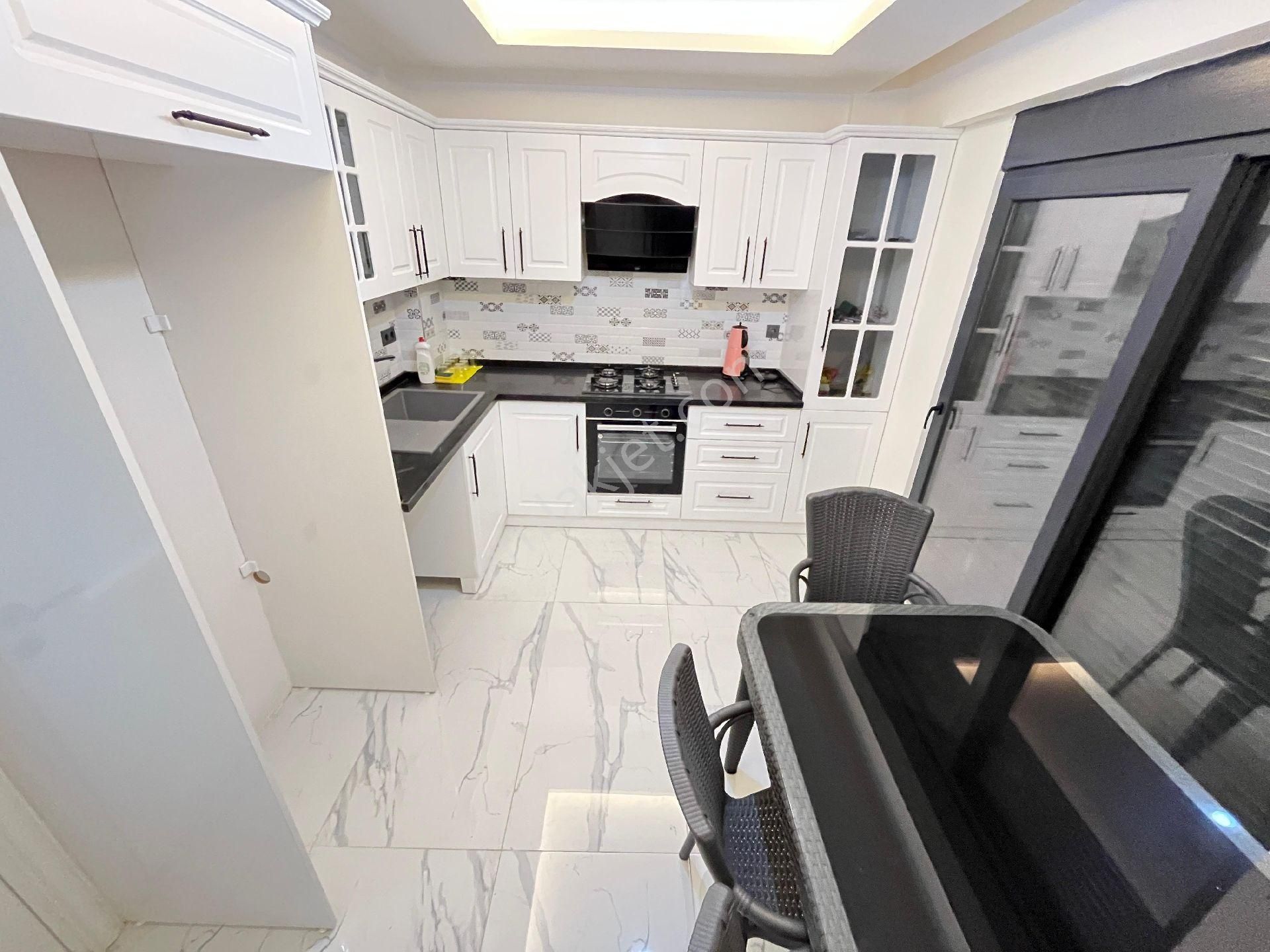 Arya'dan Gürede Kazdağları Manzaralı 6+1 Müstakil Geniş Bahçeli Villa - Görsel 8