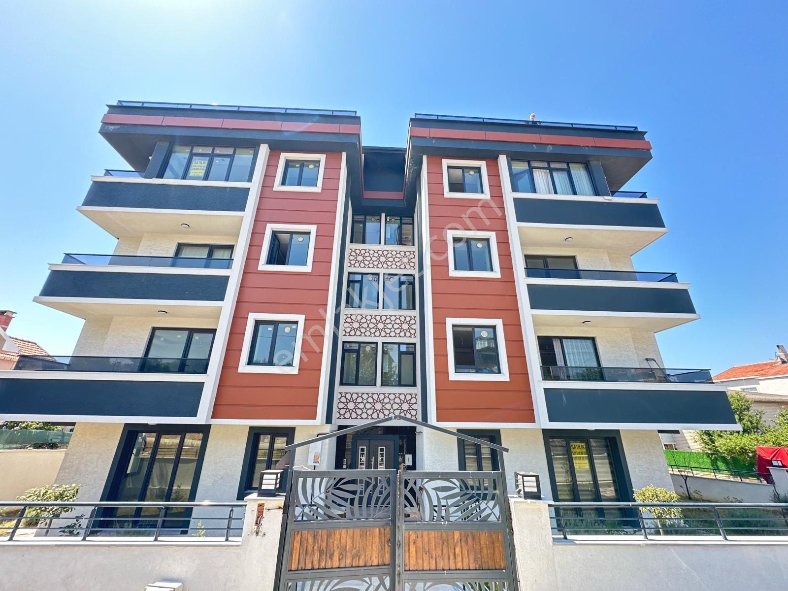 Büyükçekmece Kamiloba Mahallesinde, Marinport Avm’ye Yürüme Mesafesinde Satılık 3+1 Daire!
