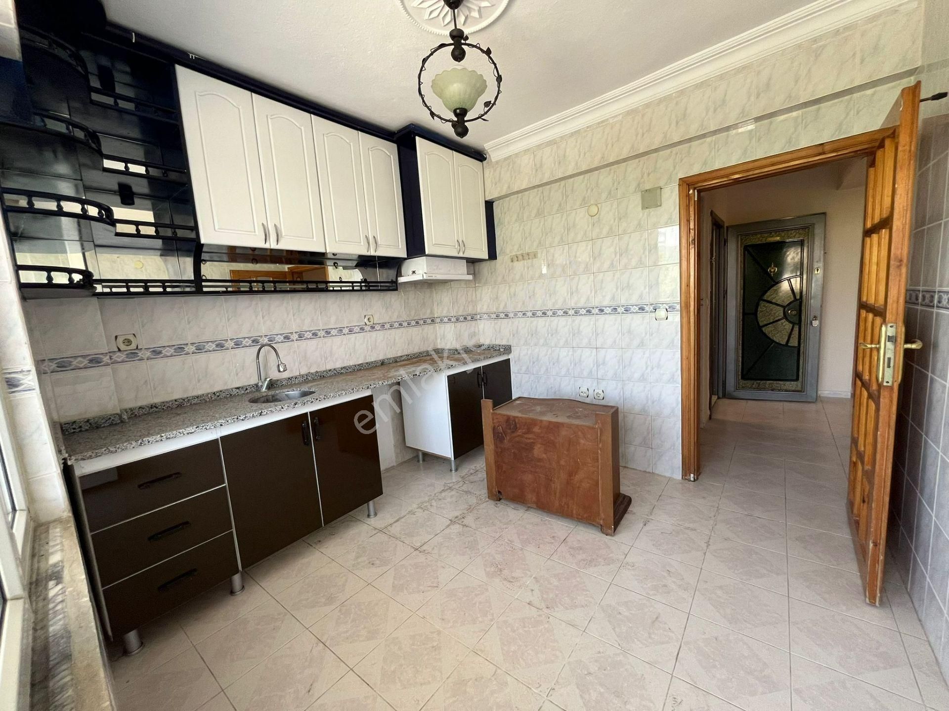 Dalaman Merkez Mah'de 3+1 Kapalı Mutfak Eşyasız Kiralık Daire