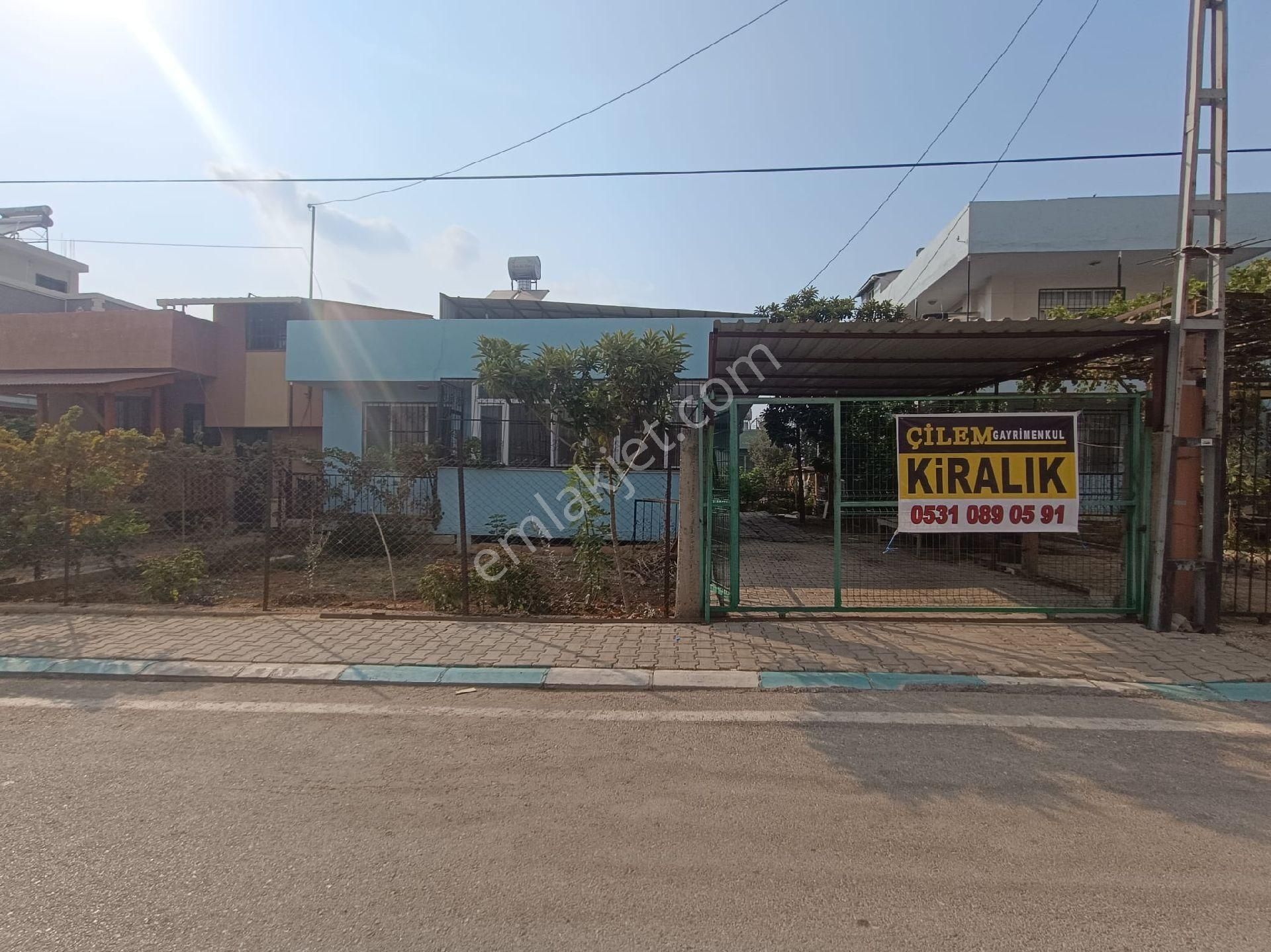 3+1 Kiralık Müstakil Tek Katlı Ev Bahçeli
