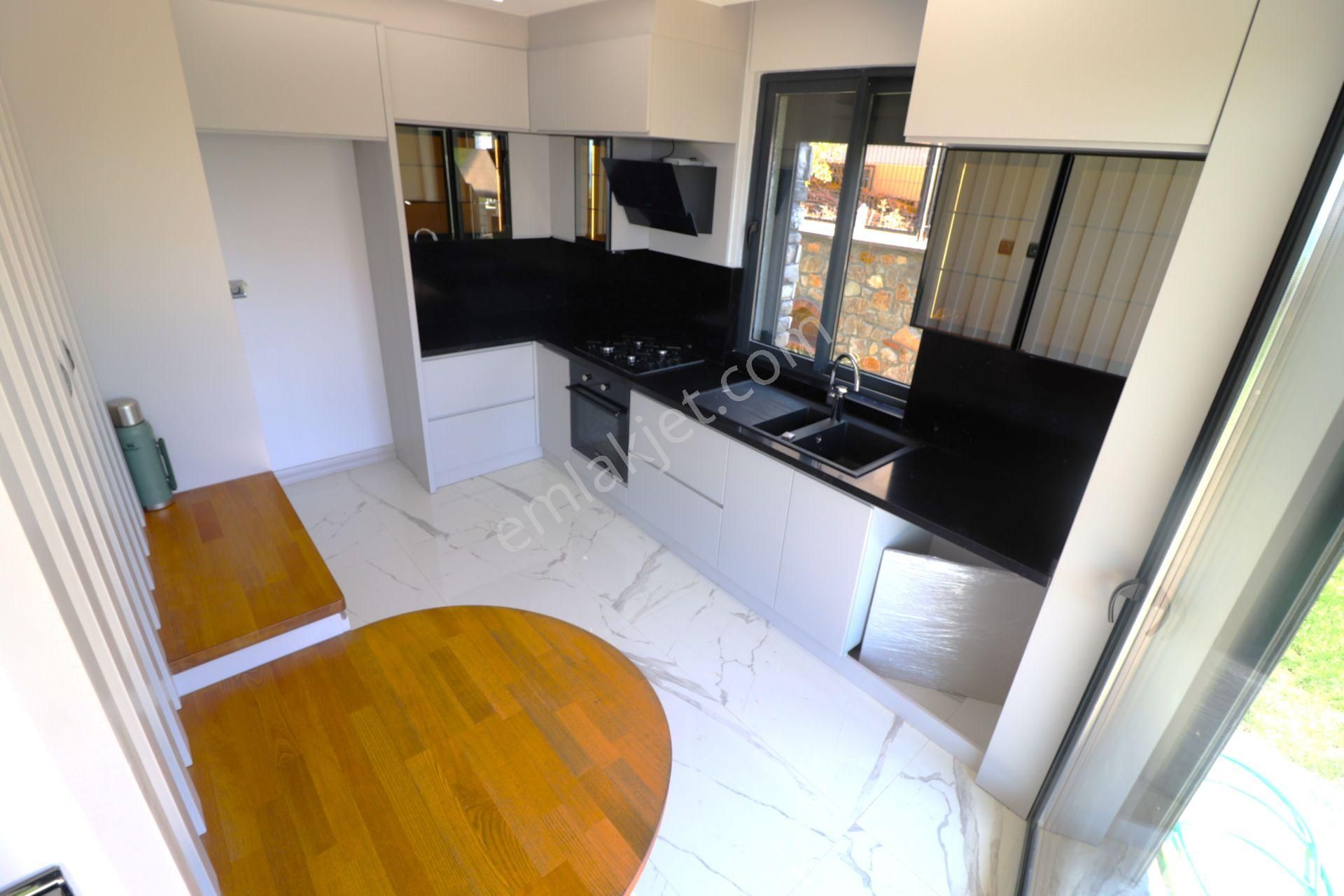 Irmaksudan Muhteşem Deniz Manzaralı Altınoluk Ta 4+1 Villa - Görsel 8