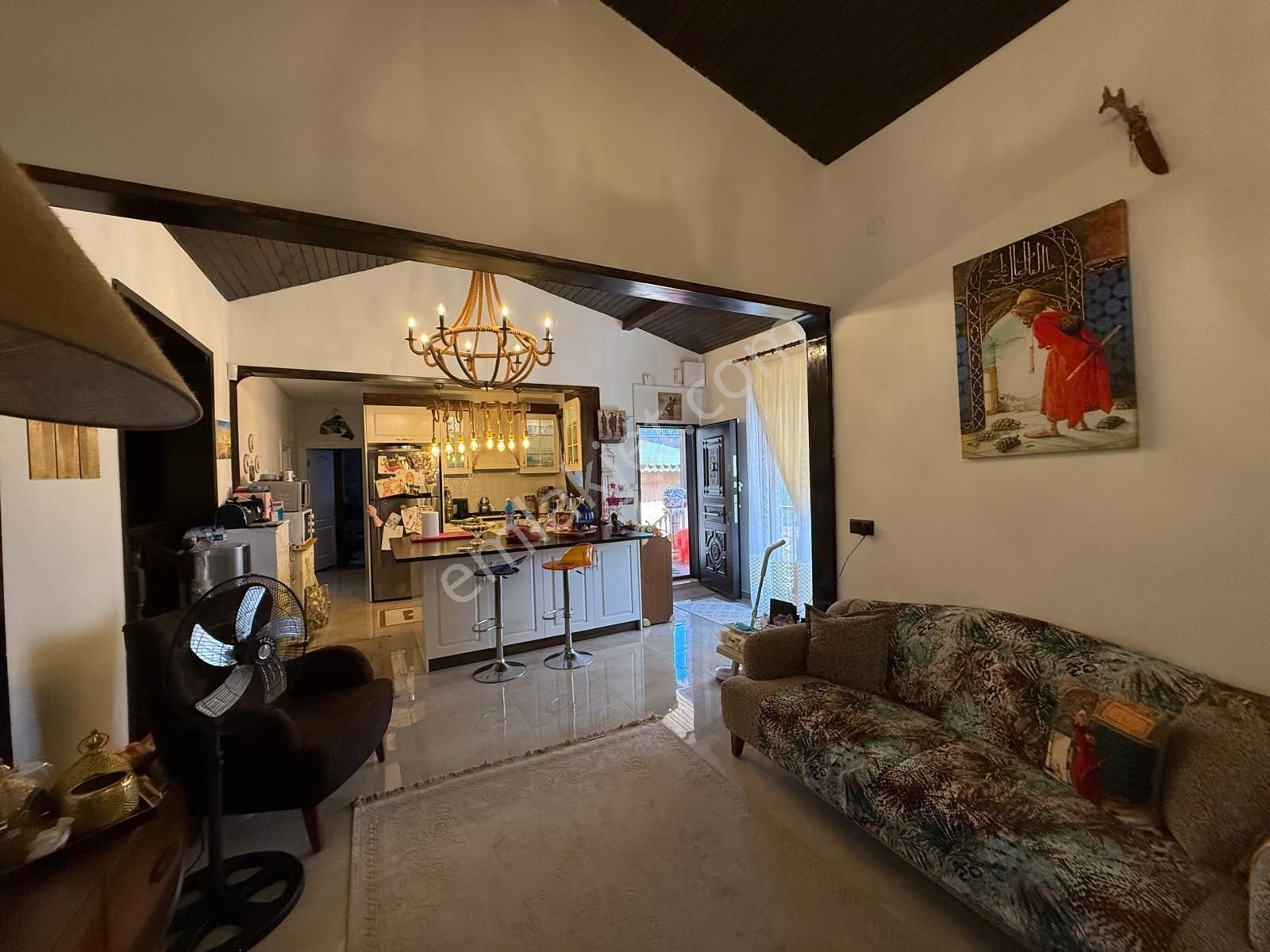 Tek Müstakil Deniz'e 100 Metre 3+1 Villa - Görsel 33