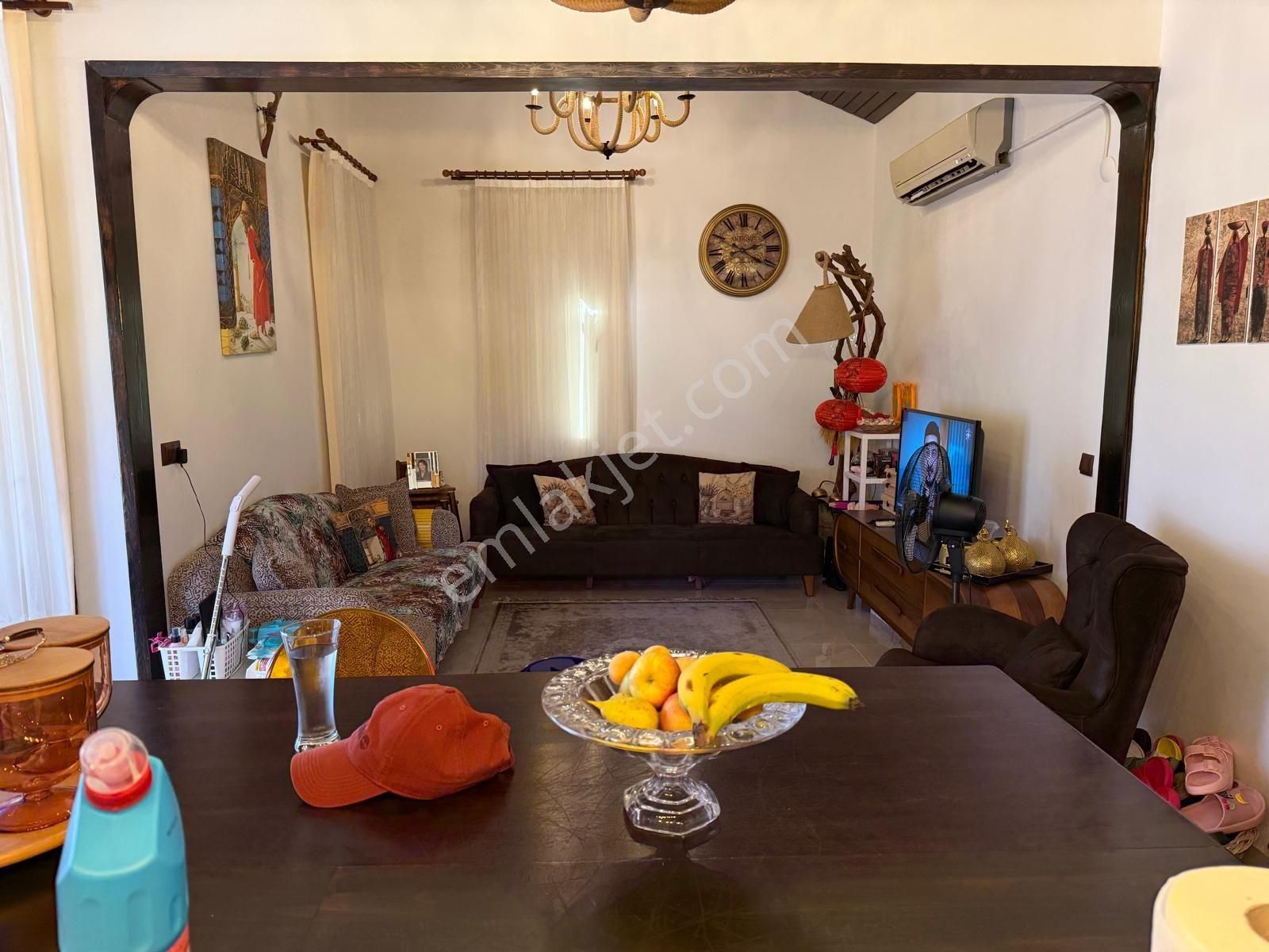 Tek Müstakil Deniz'e 100 Metre 3+1 Villa - Görsel 25