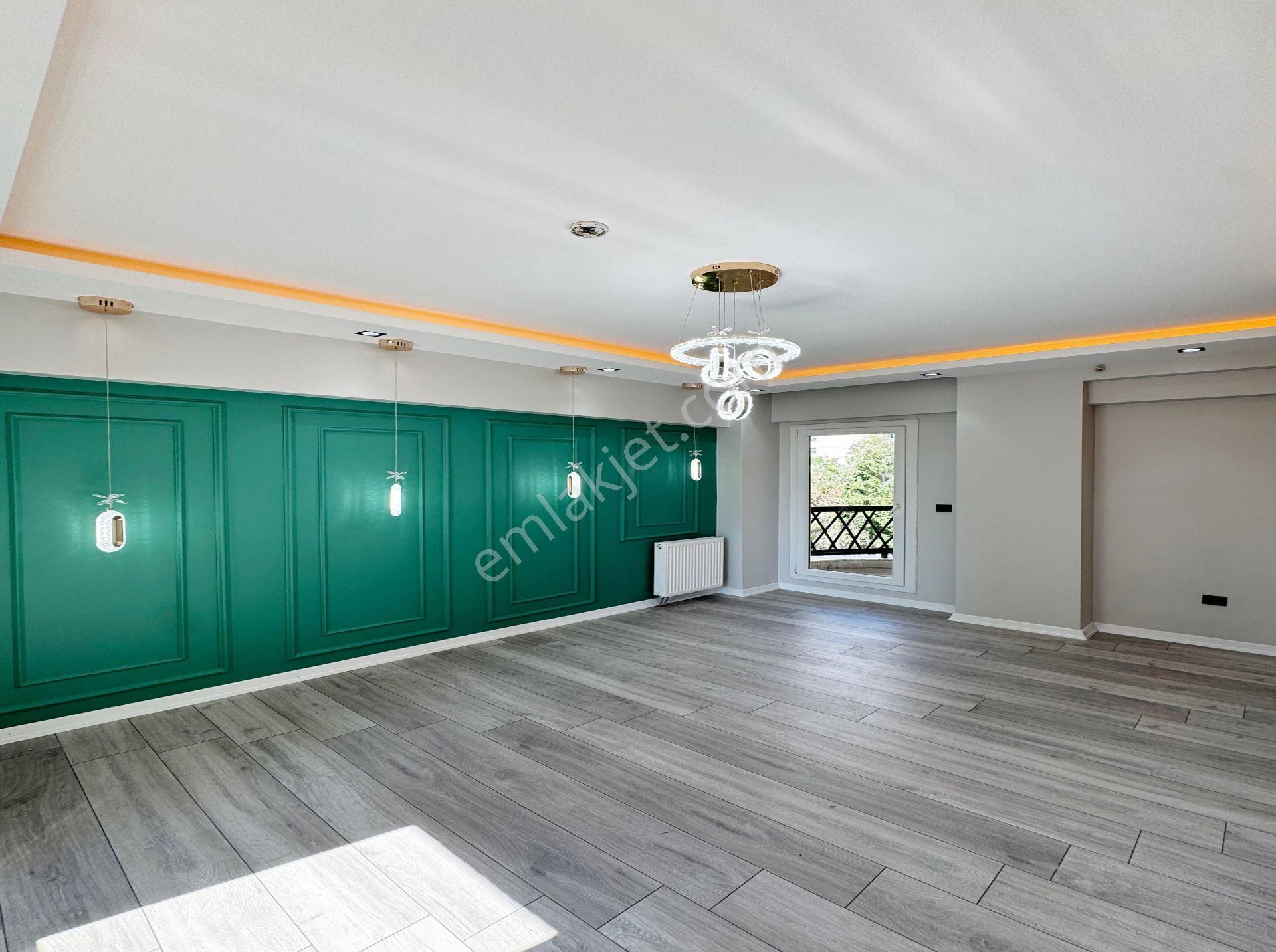 Vira Yapı'dan Site İçerisinde Çift Balkonlu Fırsat Satılık Daire - Görsel 2