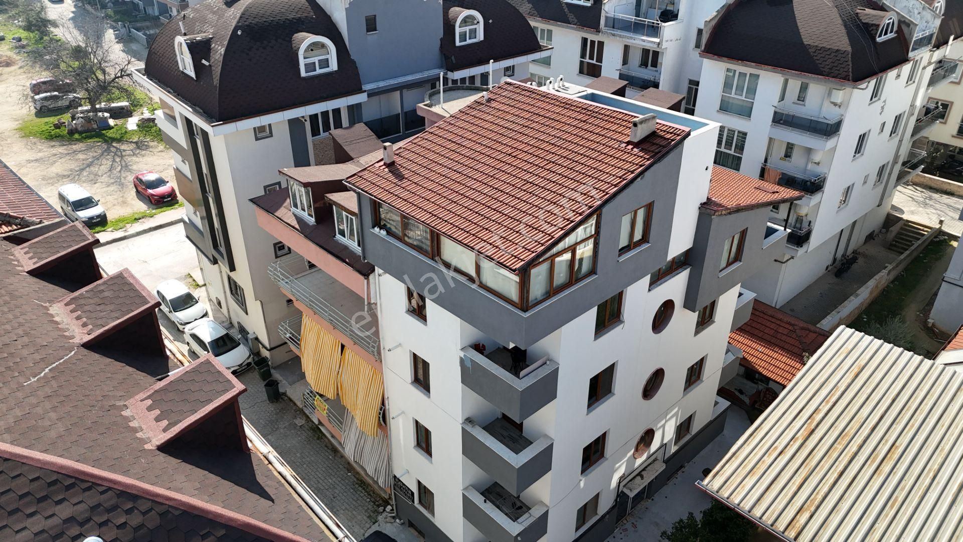 Bakan Gm'den Bursa Cad.ünv Yakını 2+1 Kiralık Eşyalı Lüks Apart
