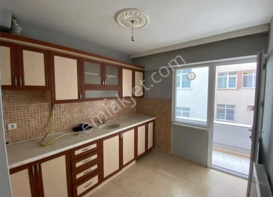 Samsun İlkadım Rasathane Mahallesinde 2+1 Temiz Satılık Daire