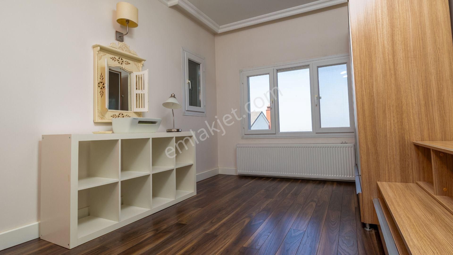 Yamaç Evler Sitesinde 750 M2 Bahçe İçinde 4+1 Muhteşem Villa - Görsel 26