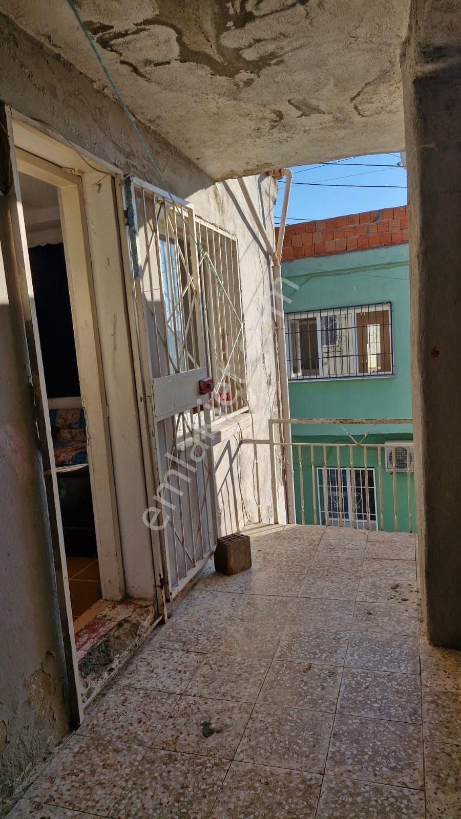 Acill Konak Ferahlı Mah.de 2 Katlı Komple Satılık Müstakil Ev - Görsel 8