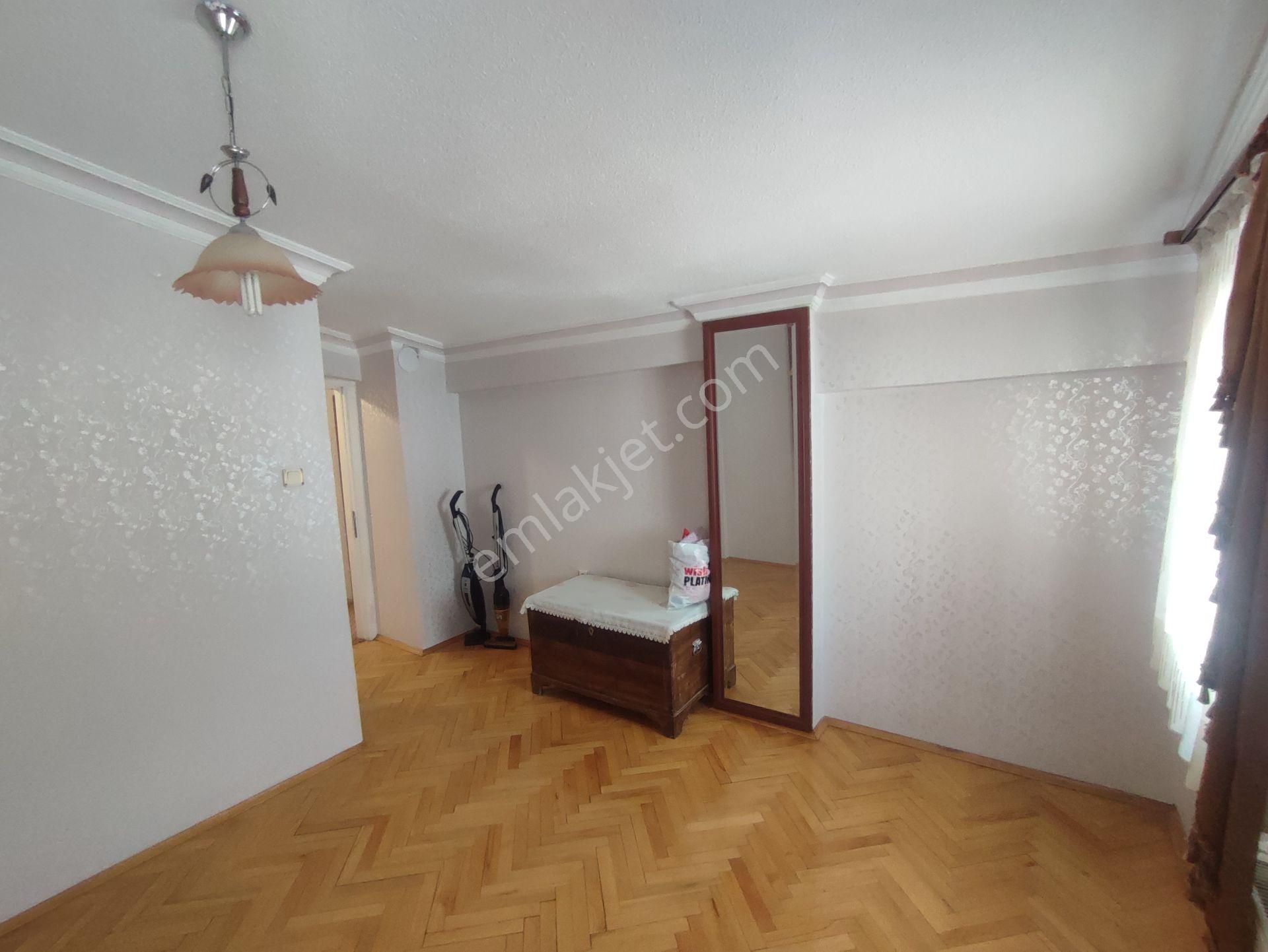 Ankara Çankaya Bakımlı Kapalı Teraslı Satılık Dubleks Daire - Görsel 19