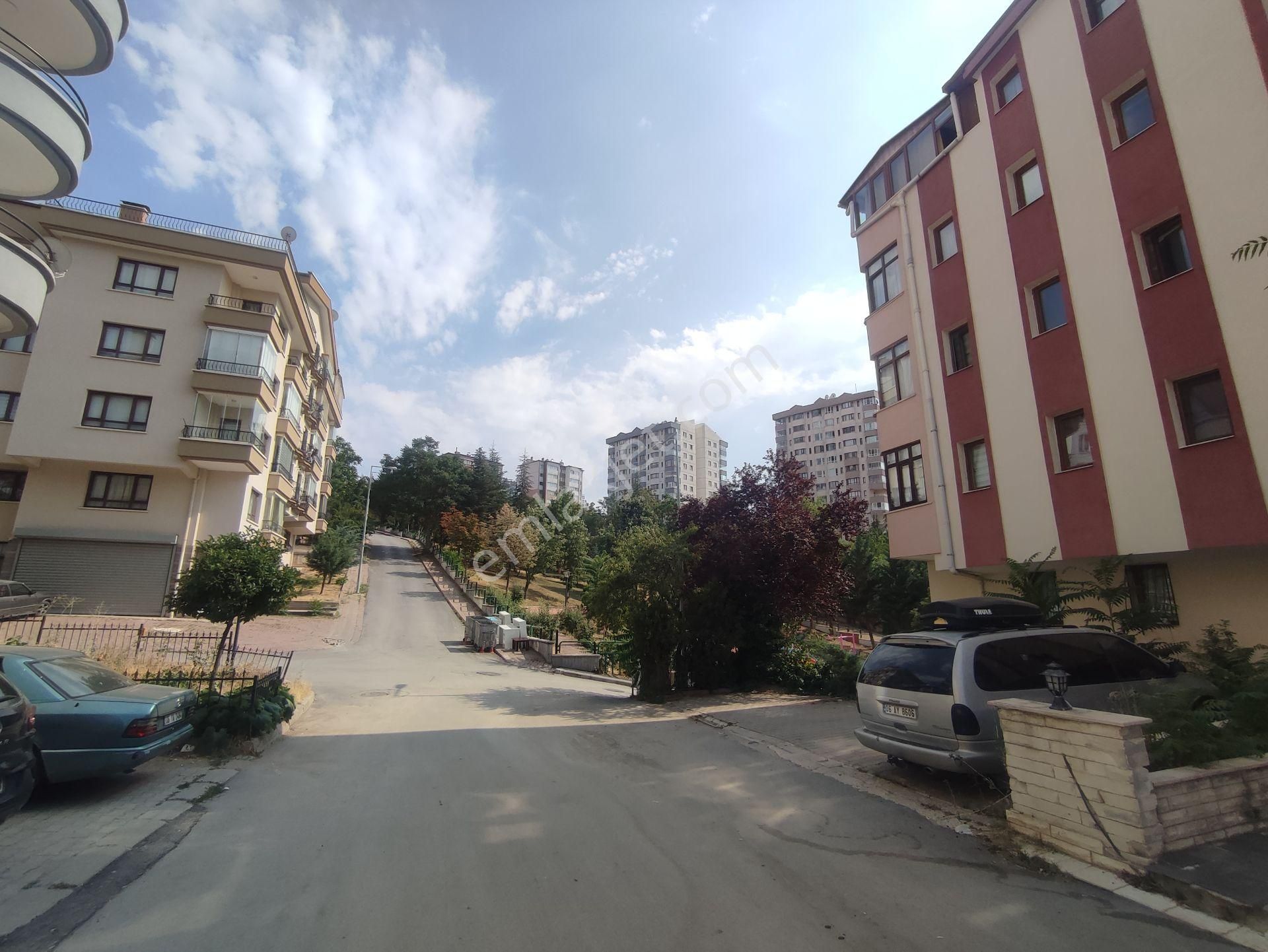 Ankara Çankaya Bakımlı Kapalı Teraslı Satılık Dubleks Daire - Görsel 23