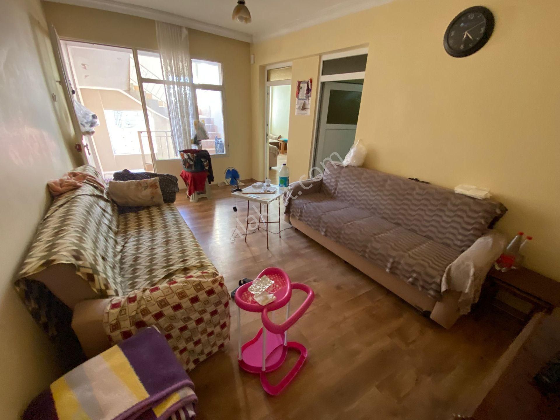 Acill Konak Mehmet Akif Mah.de 2 Katlı 2 Daireli Teraslı Komple Satılık Müstakil Ev - Görsel 9