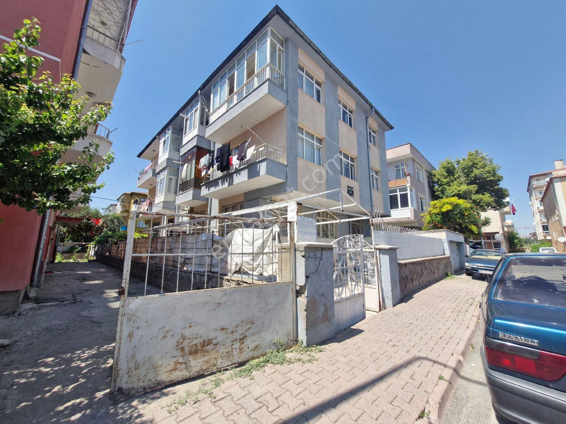 Mevlana Mahallesi 2+1 Bodrum Kat Fırsat Daire